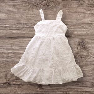 Cat and Jack Girl’s White Eyelet Fully Lined Kids Dress size M 7/8